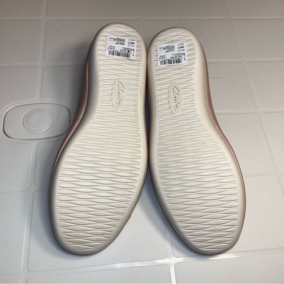New no box Clarks Artisan Leather Slip-ons Feature Fest flat shoes women size 9M - Picture 6 of 7